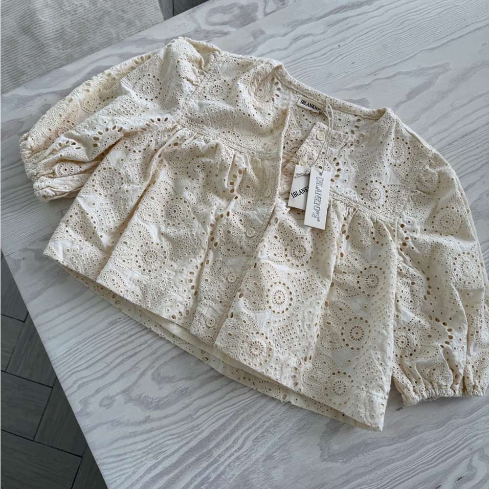 NEW Blank NYC Cream Eyelet Lace Top and Shorts 2-piece Set - Picture 3 of 7